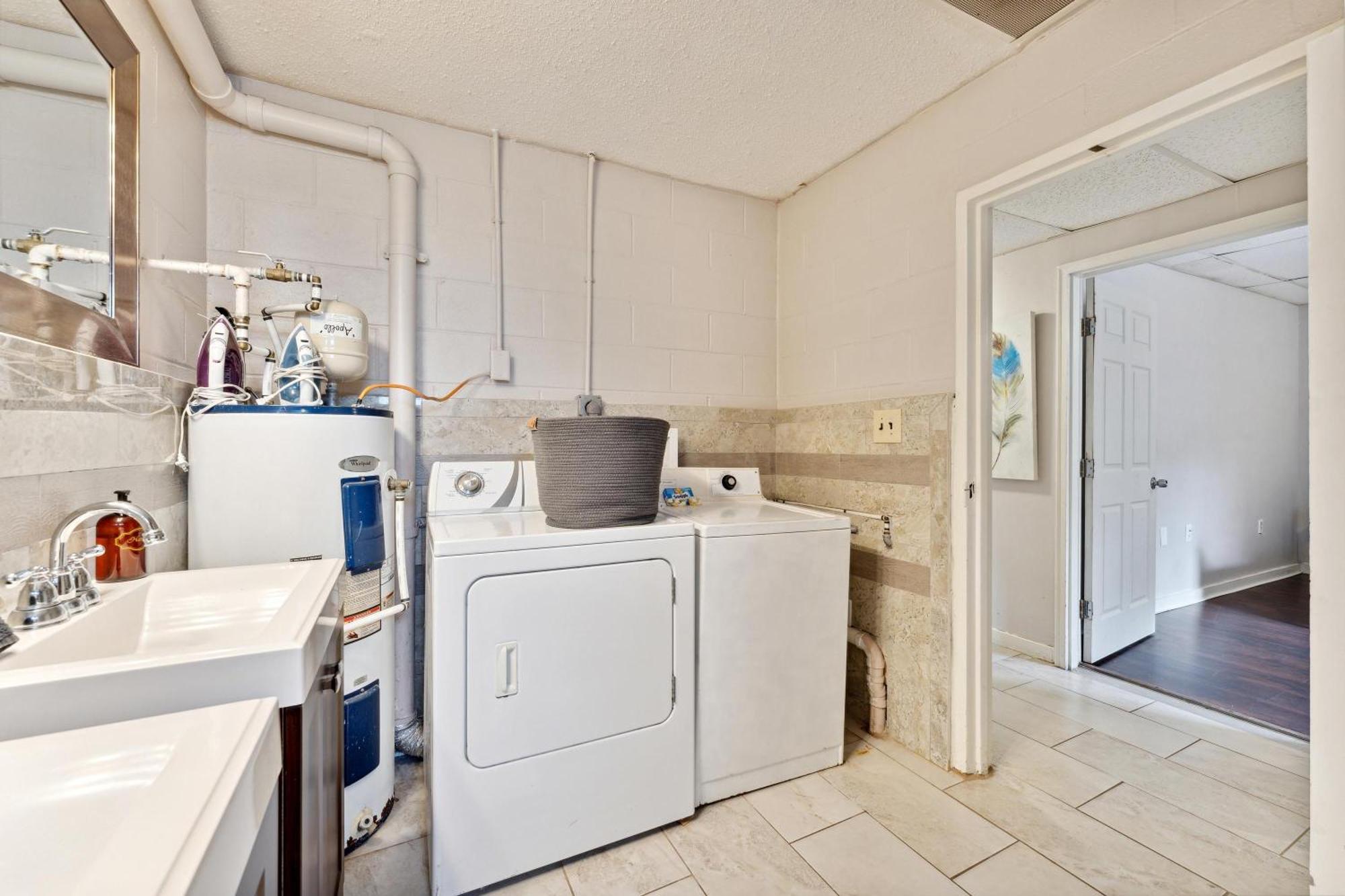 1215 Jefferson St Villa Савана Екстериор снимка
