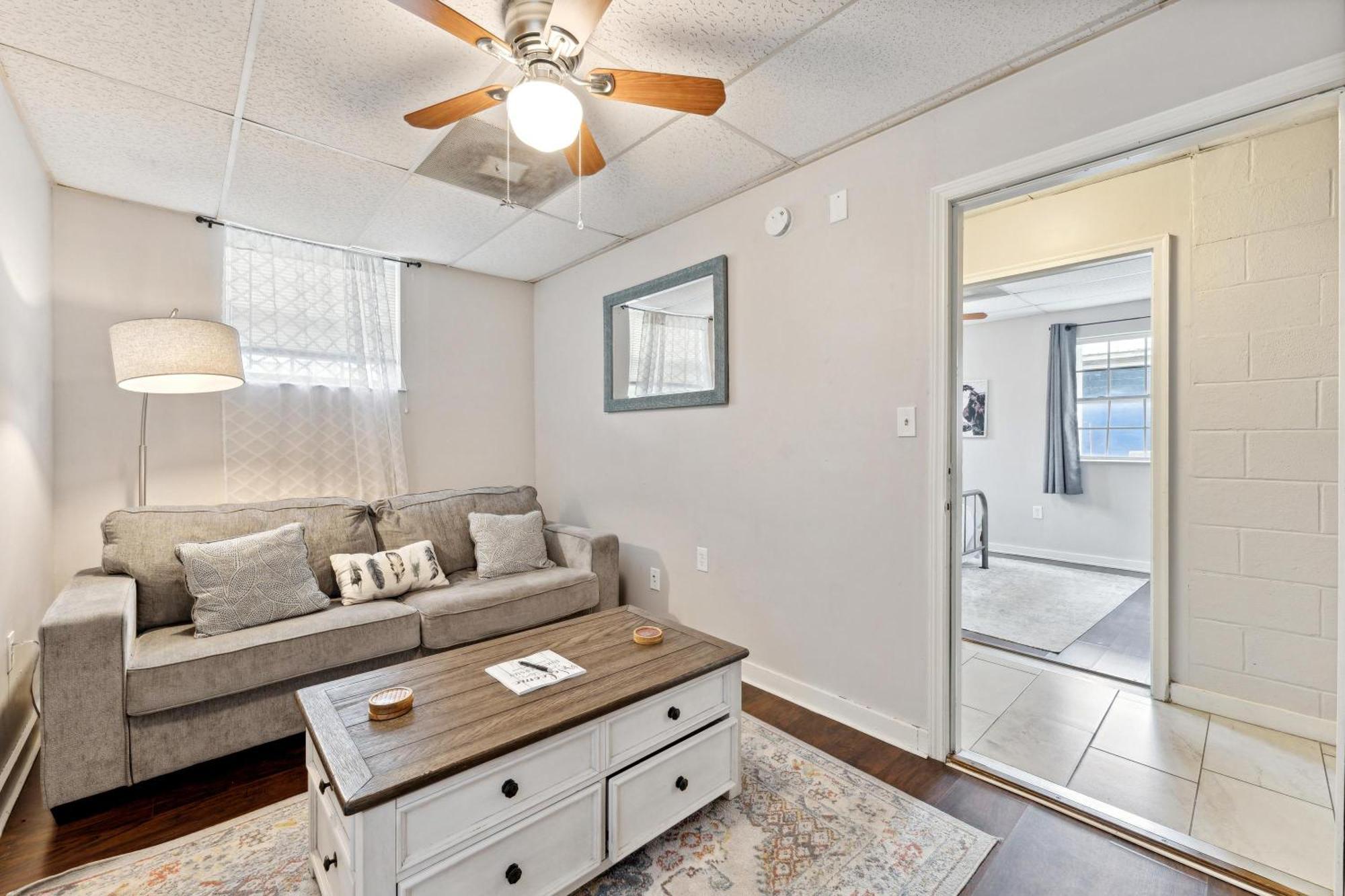 1215 Jefferson St Villa Савана Екстериор снимка